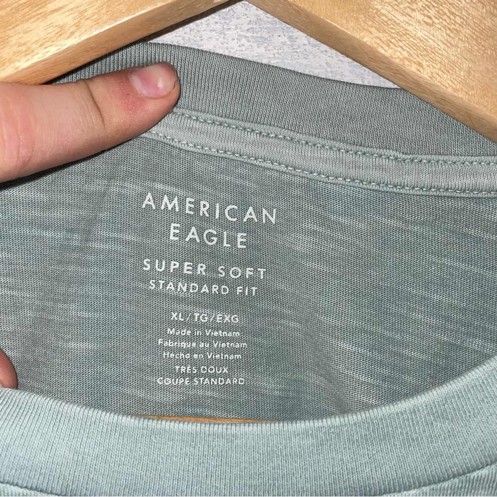 XL Super Soft Standard Fit American Eagle T-Shirt - Picture 3 of 5